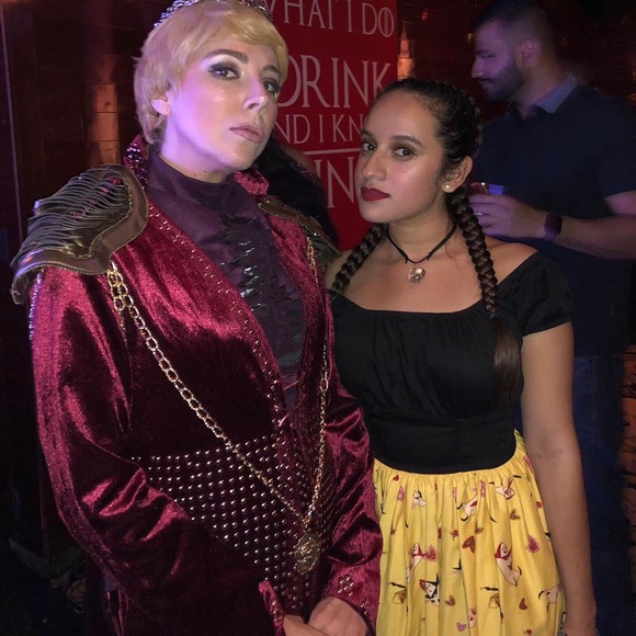 Meet your Posher, Linda - Picture 1 of 2